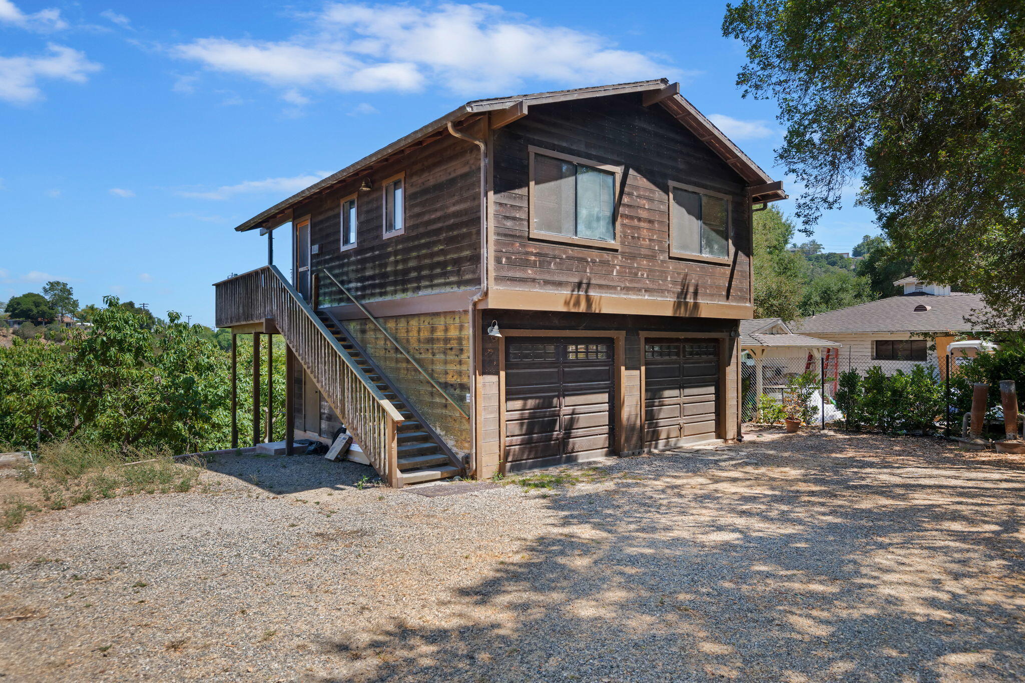 3520 La Entrada Santa Barbara, CA 93105 - Photo 11 of 12 a front view of a house with a yard