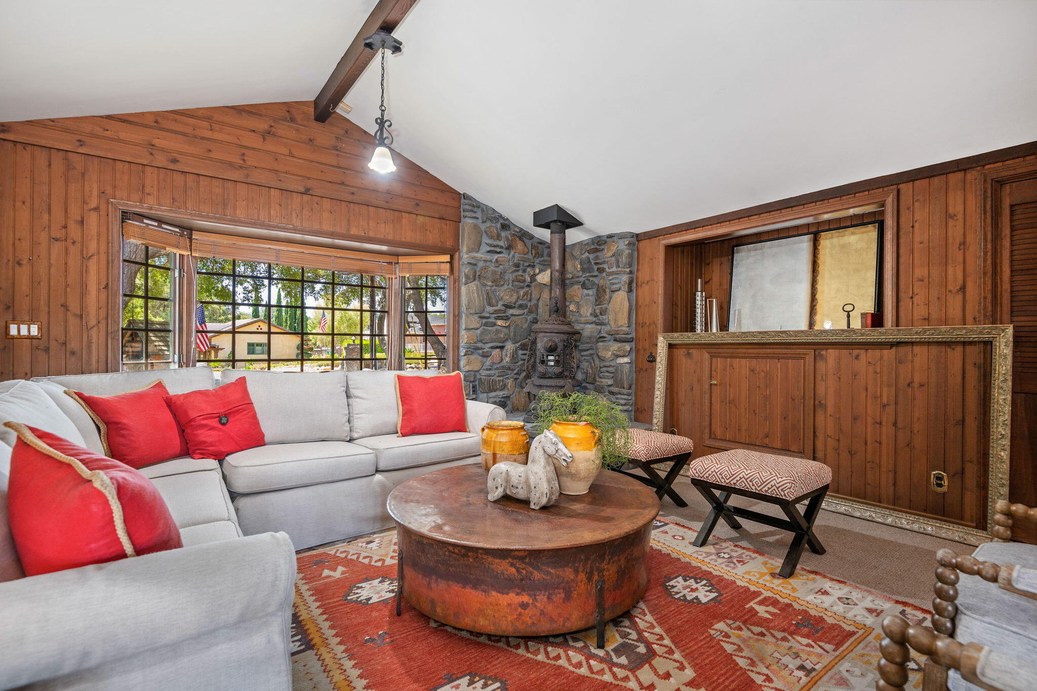 3520 La Entrada Santa Barbara, CA 93105 - Photo 4 of 12 a living room with furniture and a potted plant