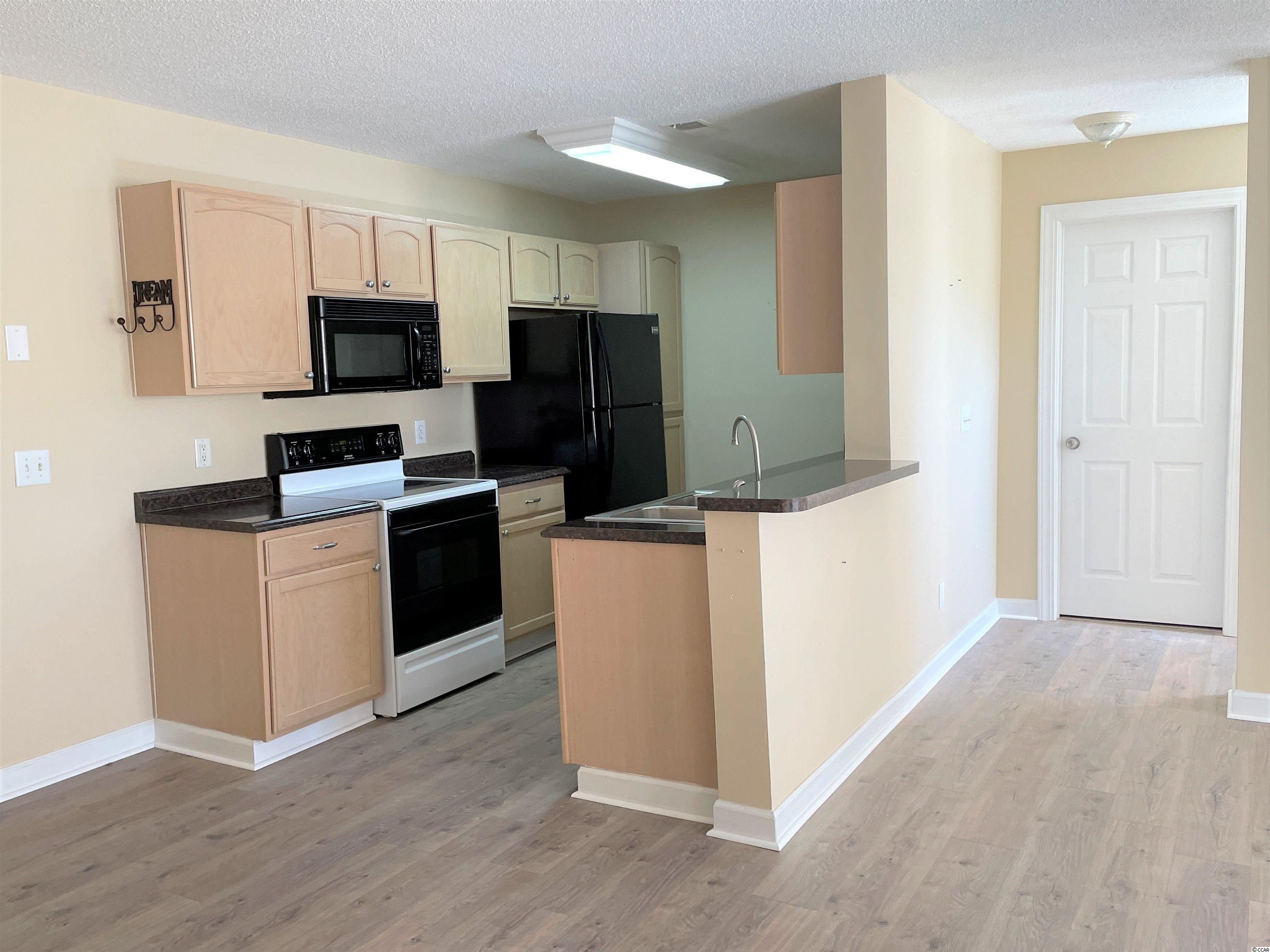4392 Daphne Lane, Unit E Murrells Inlet, SC 29576 - Photo 2 of 35 Gallery Image 2