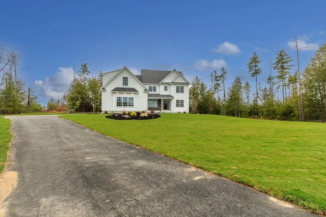 $1,379,000 | 42 Westover Lane, Bow, NH 03304