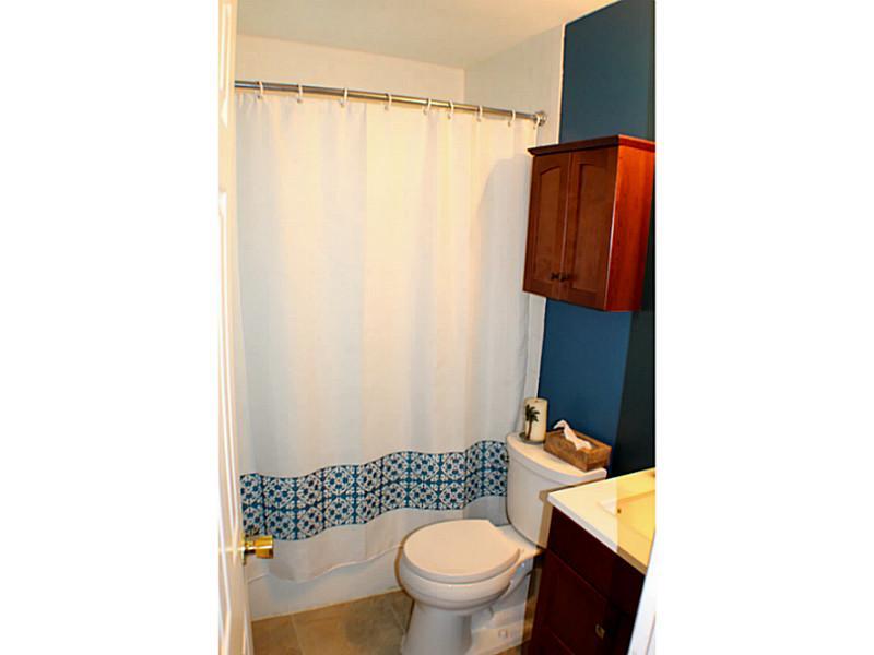 2644 Ebbie Road Indianapolis, IN 46219 - Photo 8 of 13 Gallery Image 8