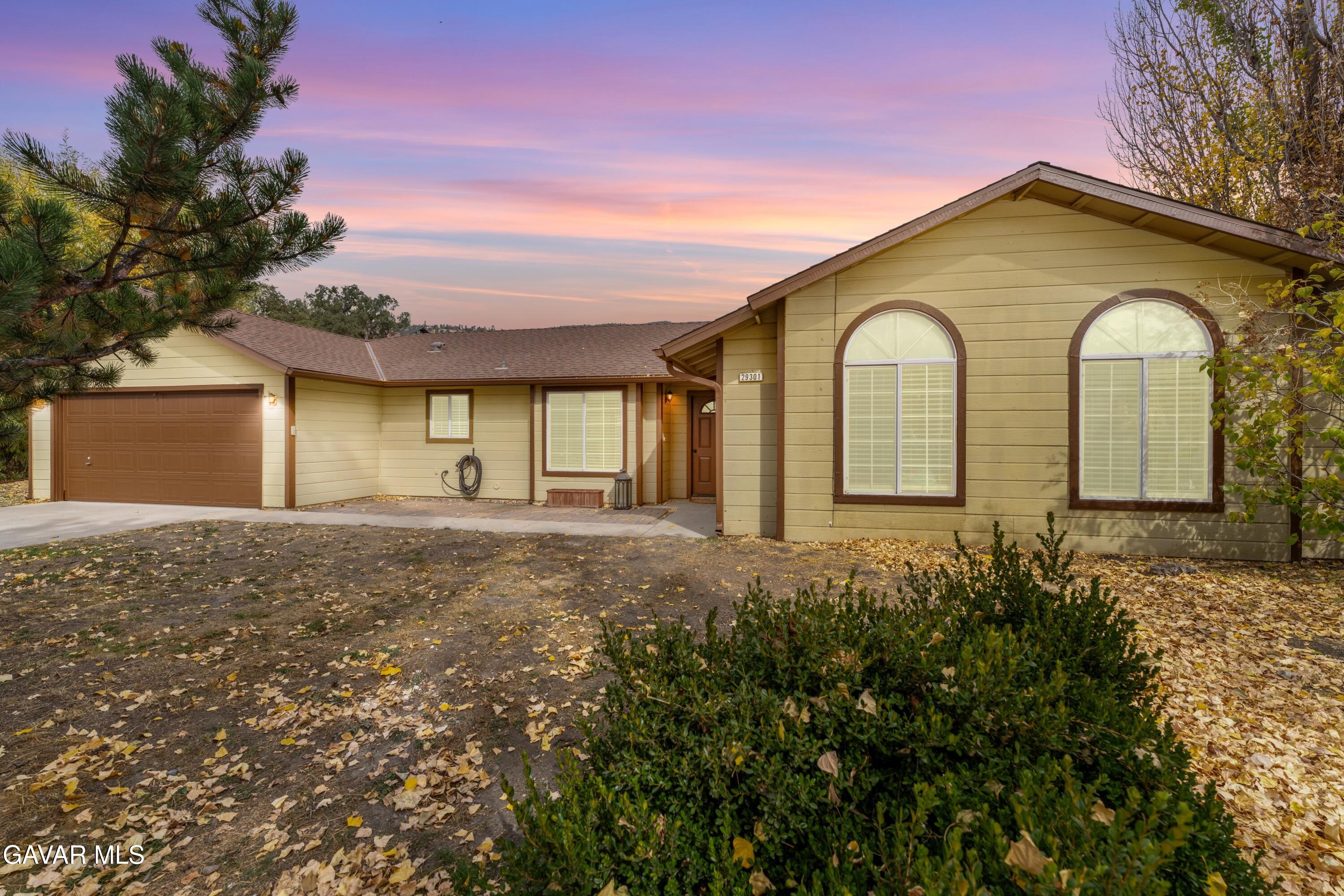29301 North Lower Valley Road Tehachapi, CA 93561 - Photo 1 of 26 JYP07488