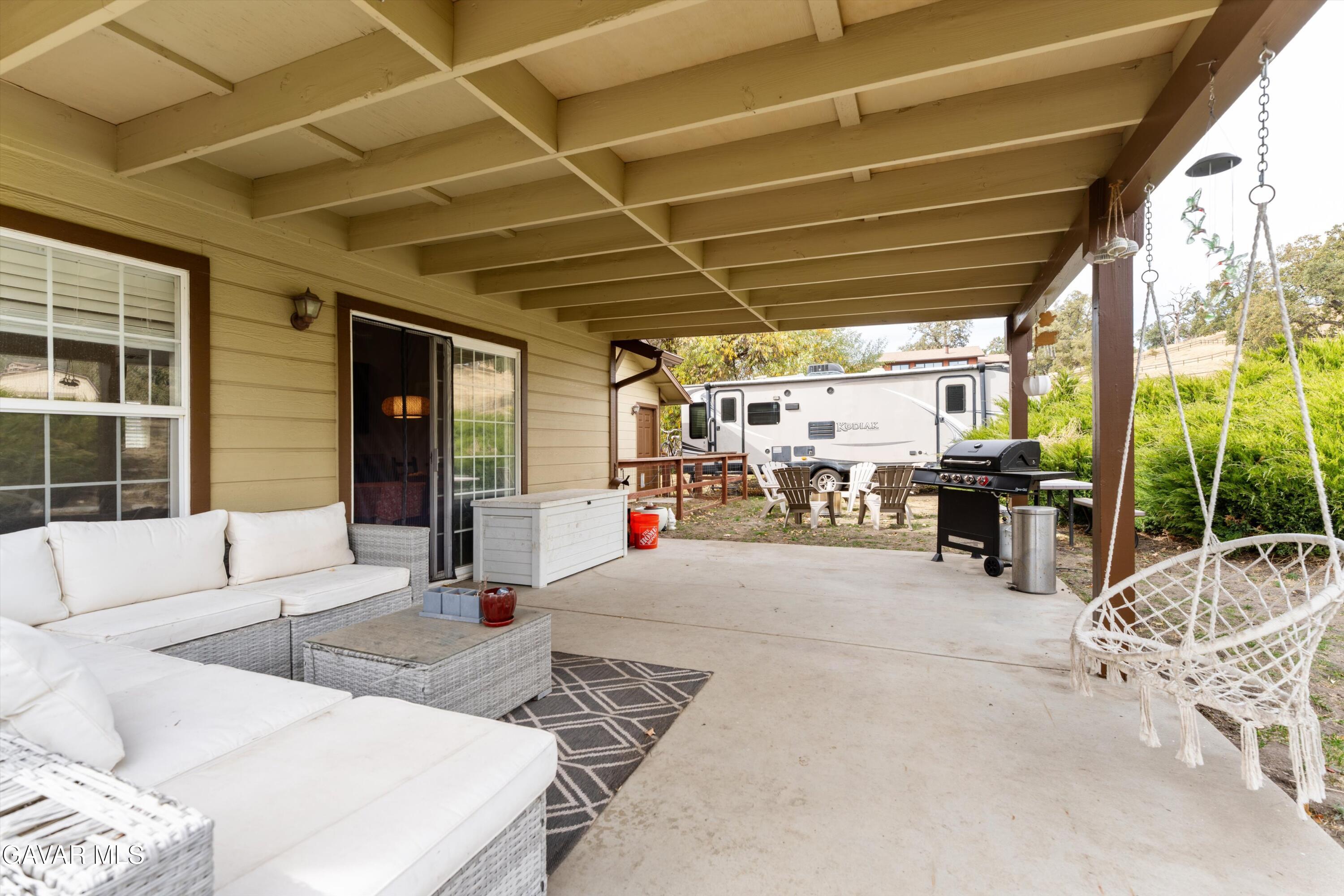 29301 North Lower Valley Road Tehachapi, CA 93561 - Photo 17 of 26 16-JYP07479