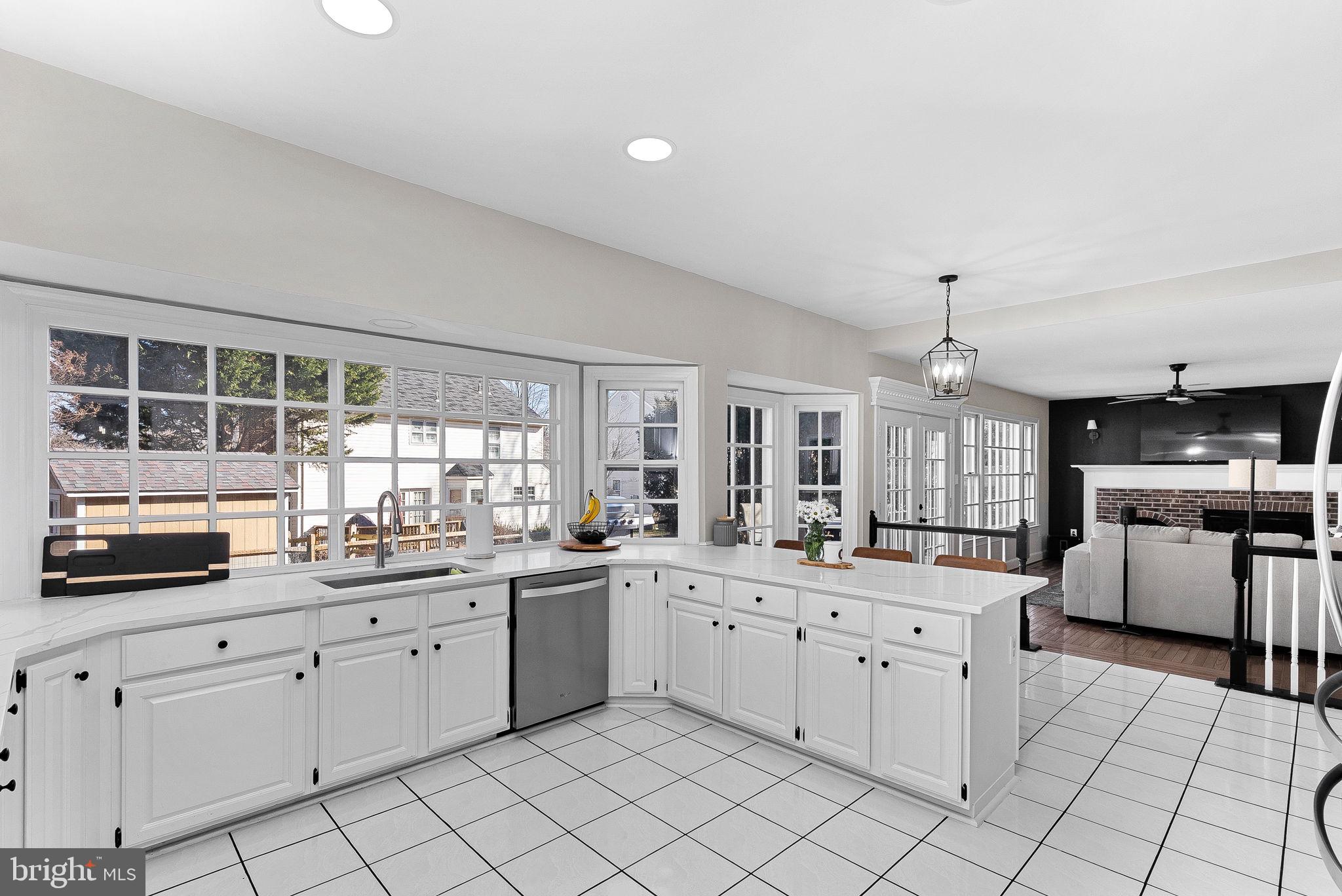 9440 Flowerden Lane Manassas, VA 20110 - Photo 13 of 66