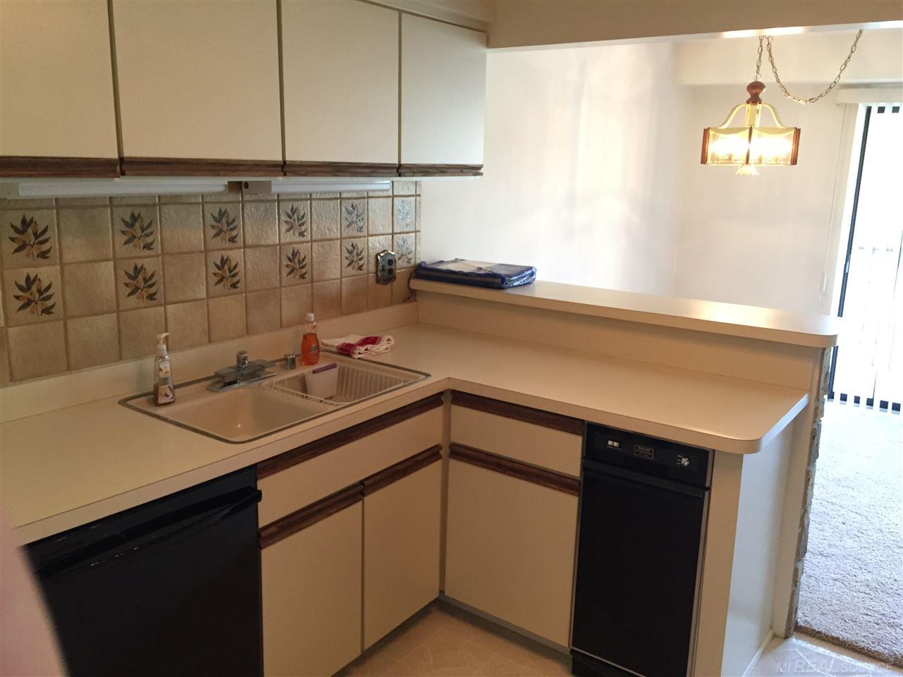 1697 Riverside Drive Rochester, MI 48309 - Photo 8 of 27 31241834-7.JPG