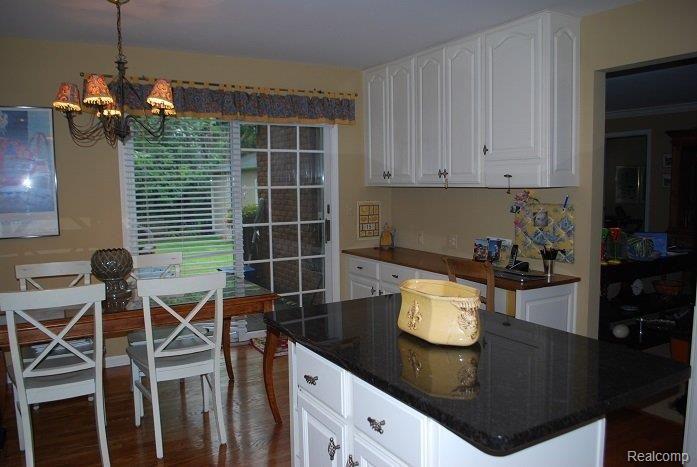 1161 Harvard Road Grosse Pointe, MI 48230 - Photo 6 of 15 Kitchen