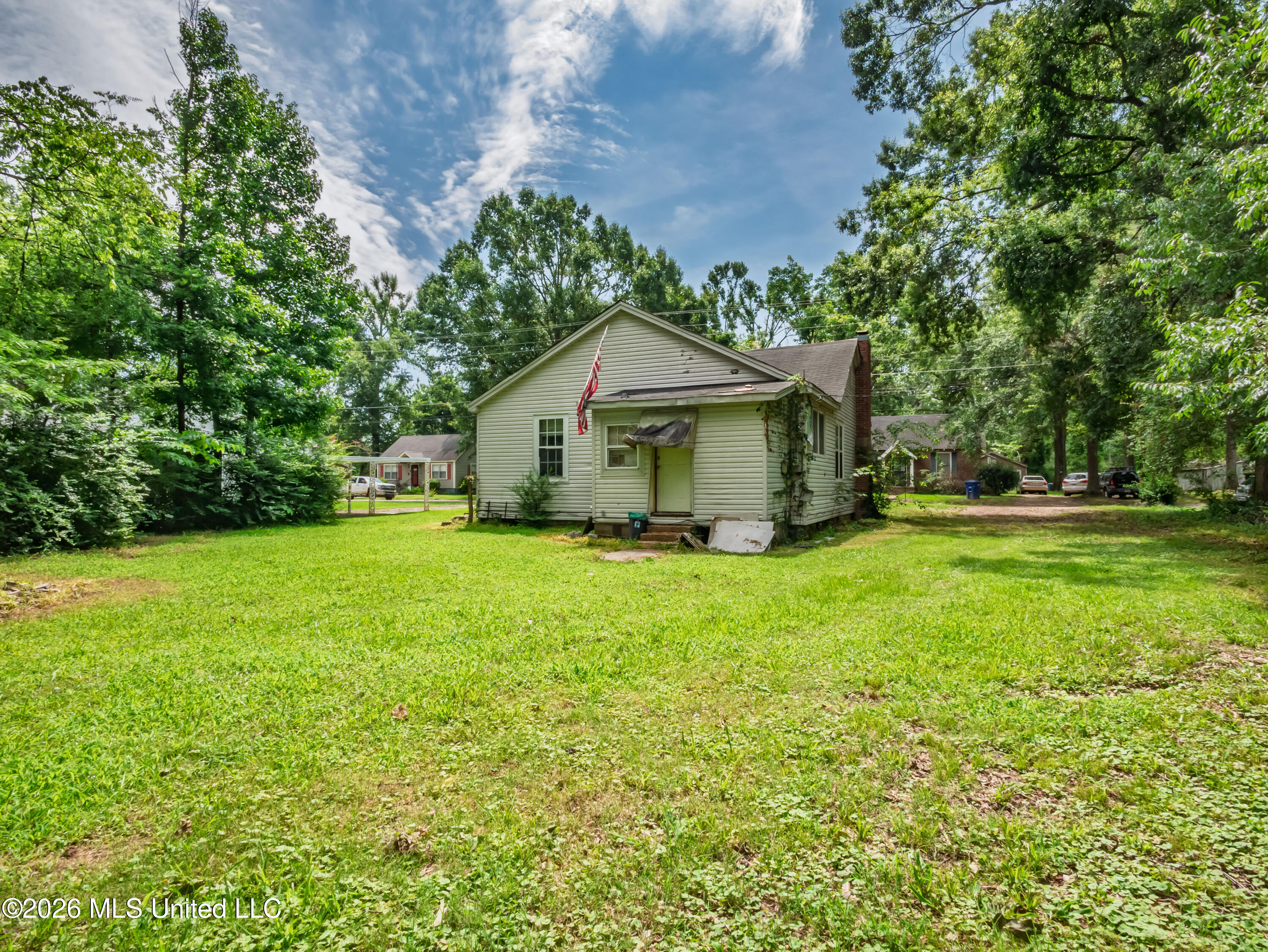 107 Central Street Batesville, MS 38606 - Photo 12 of 24 107 Central St Batesville MS_2026-06-19_