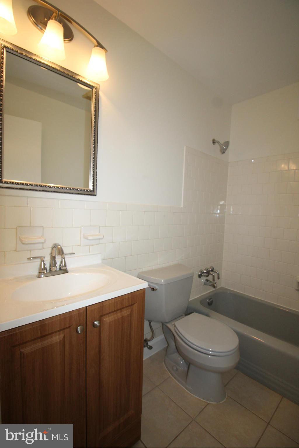 7634 Webbwood Court Springfield, VA 22151 - Photo 11 of 29 Bath