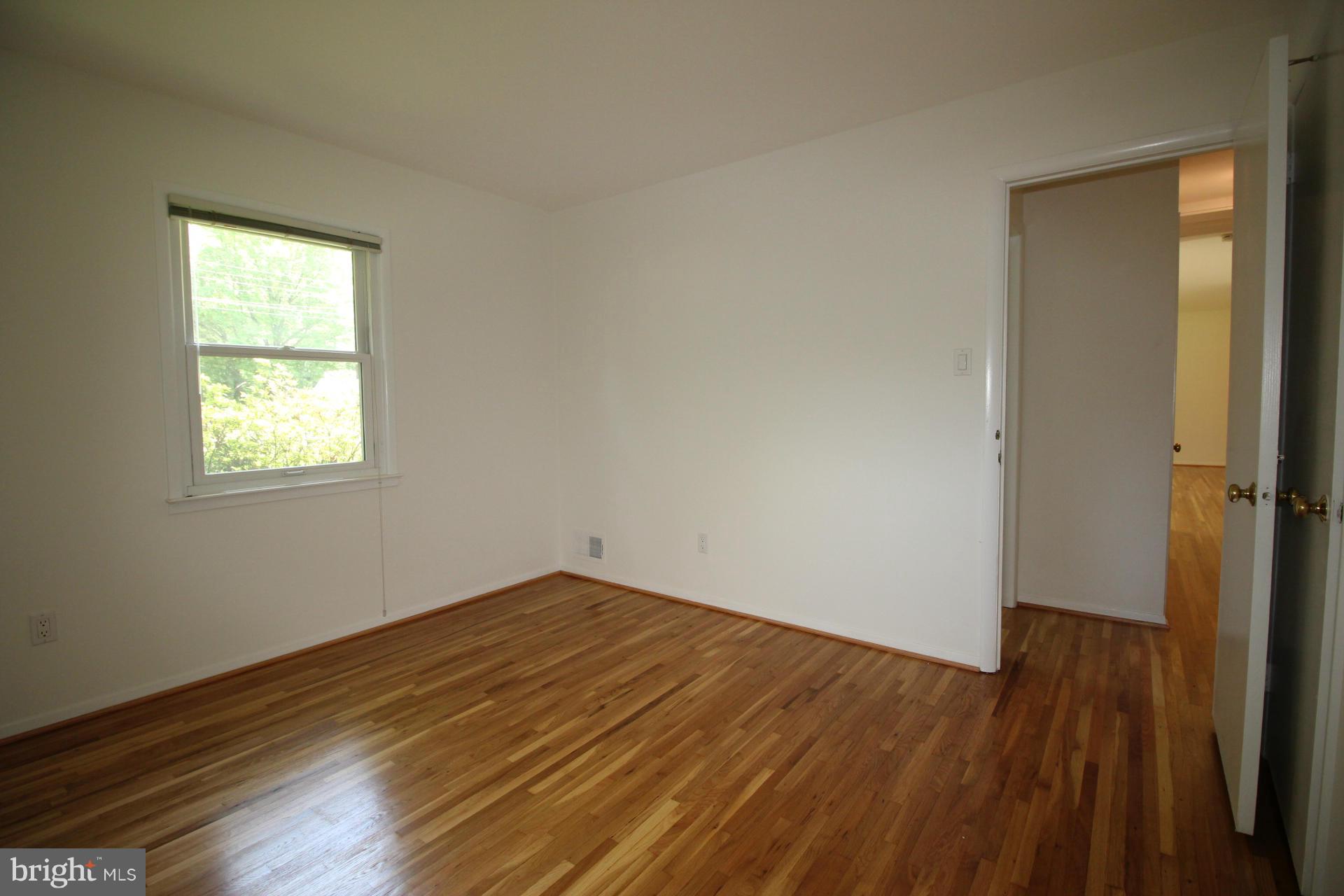 7634 Webbwood Court Springfield, VA 22151 - Photo 18 of 29 Bedroom