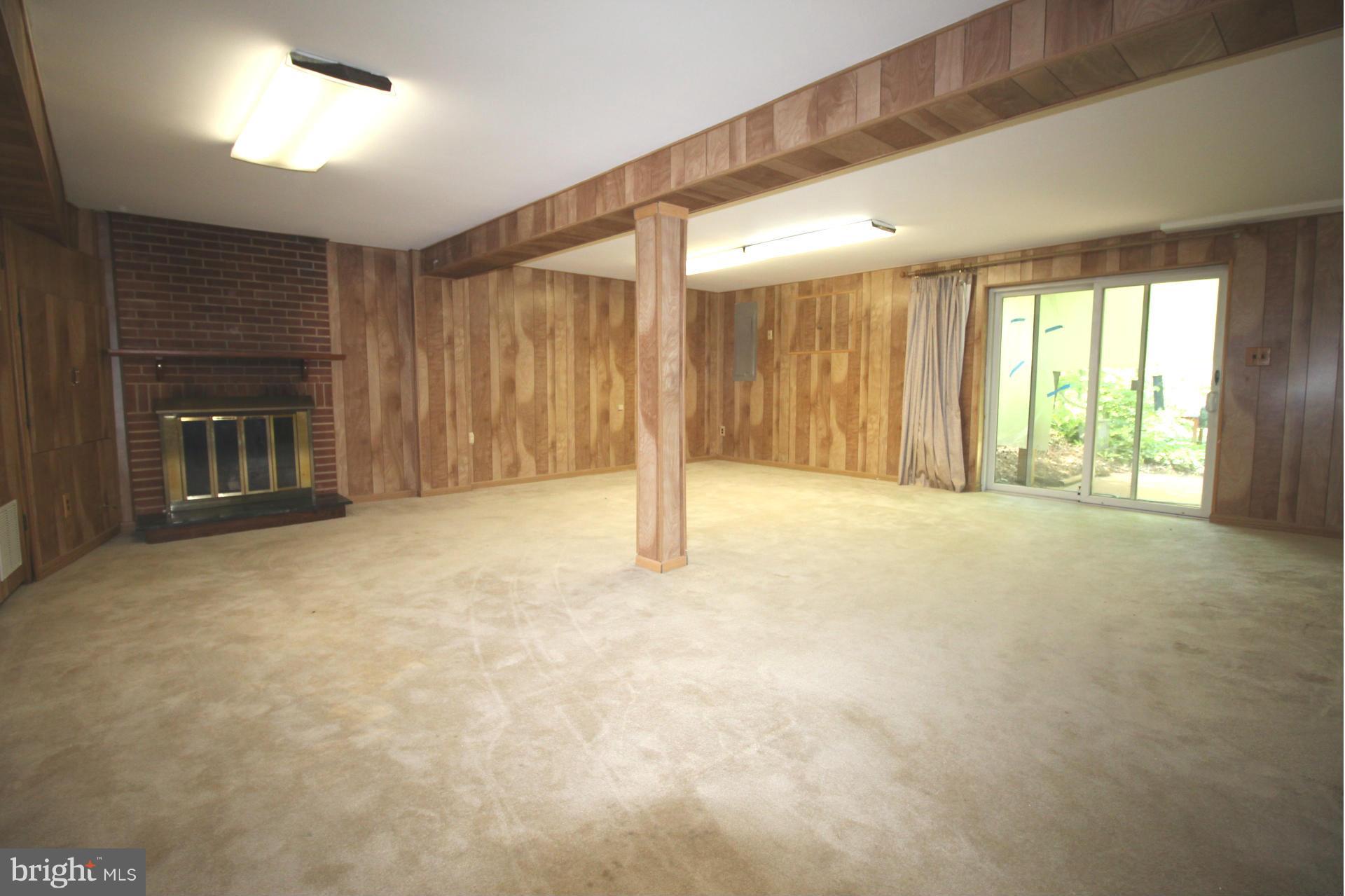 7634 Webbwood Court Springfield, VA 22151 - Photo 26 of 29 Interior (General)