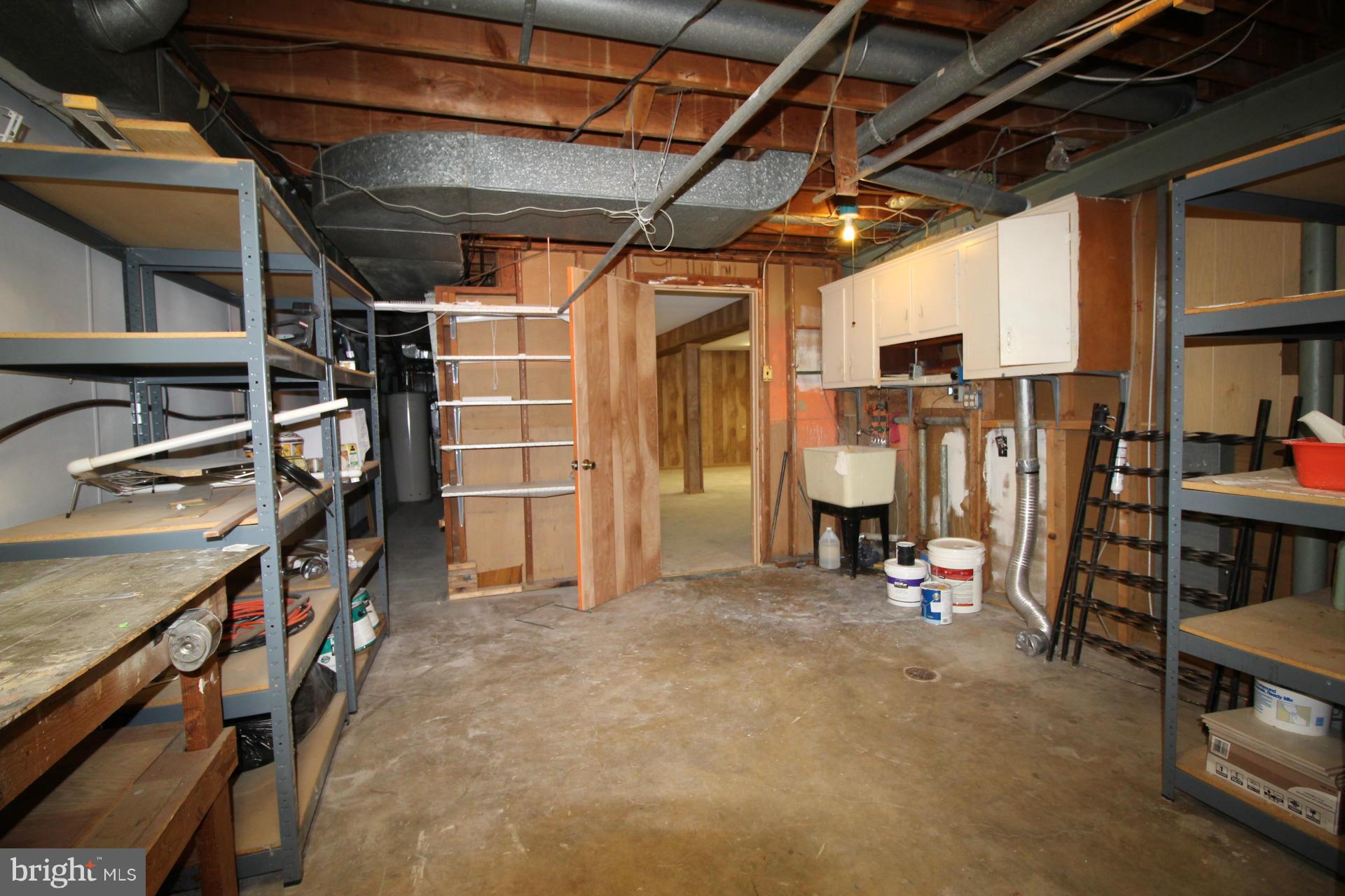 7634 Webbwood Court Springfield, VA 22151 - Photo 27 of 29 Interior (General)