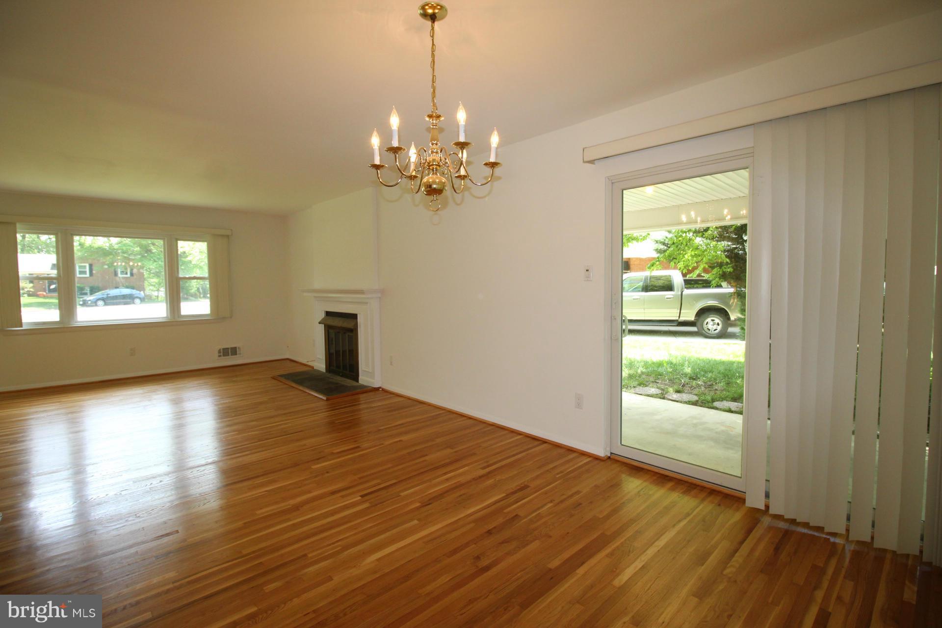 7634 Webbwood Court Springfield, VA 22151 - Photo 6 of 29 Interior (General)