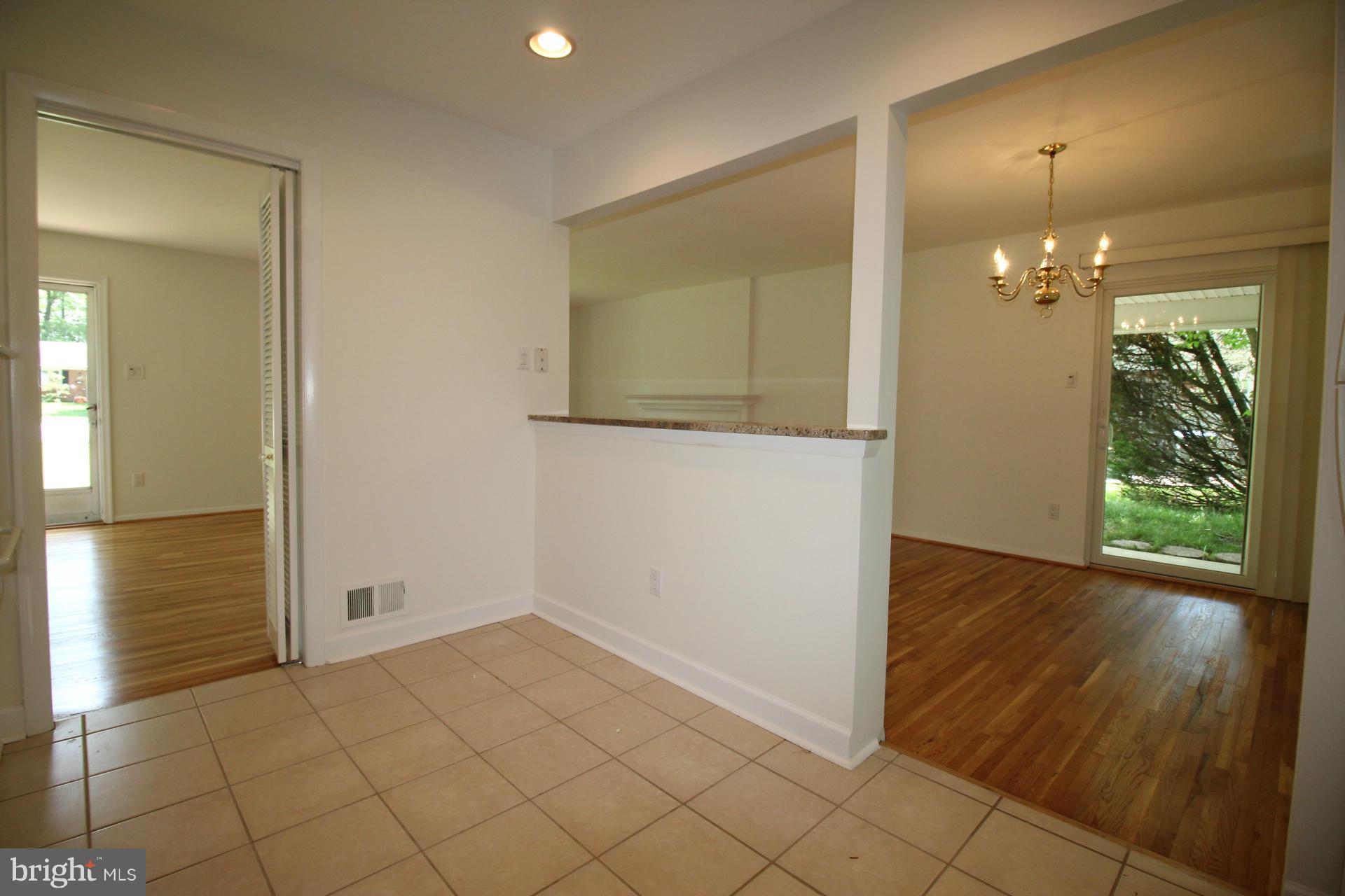 7634 Webbwood Court Springfield, VA 22151 - Photo 9 of 29 Kitchen