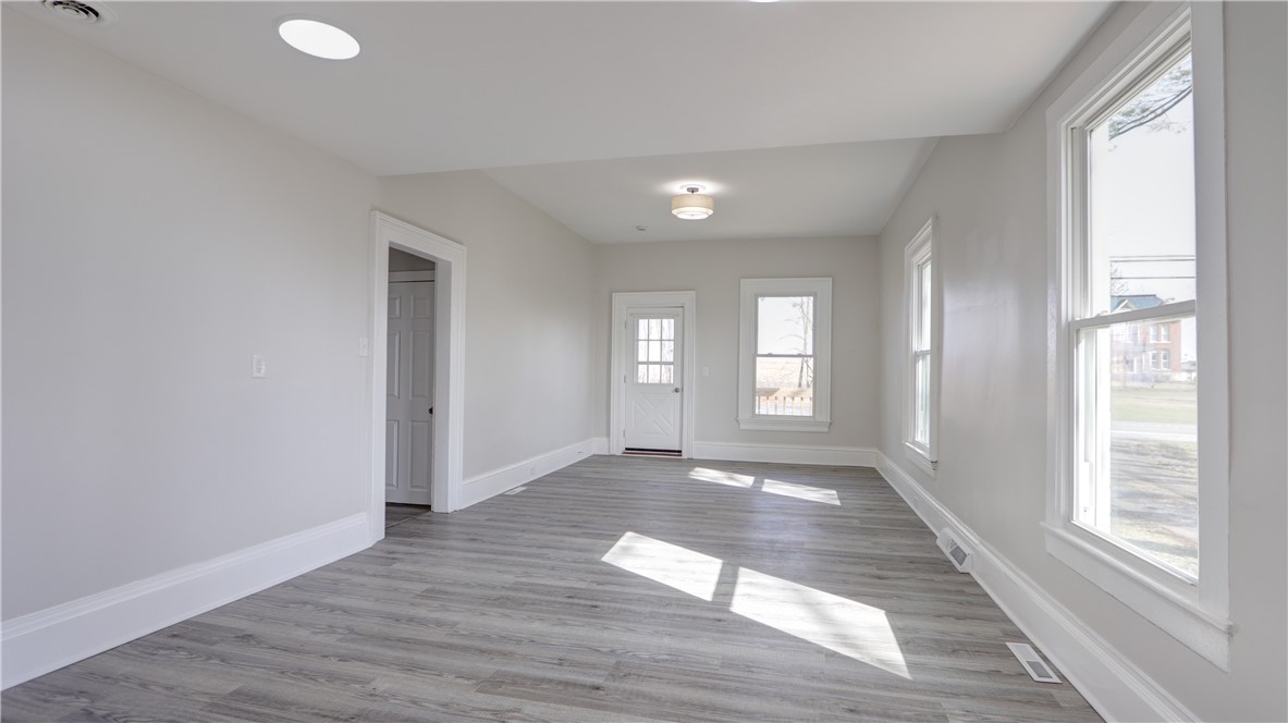 1062 Highway 96 Waterloo, NY 13165 - Photo 14 of 44