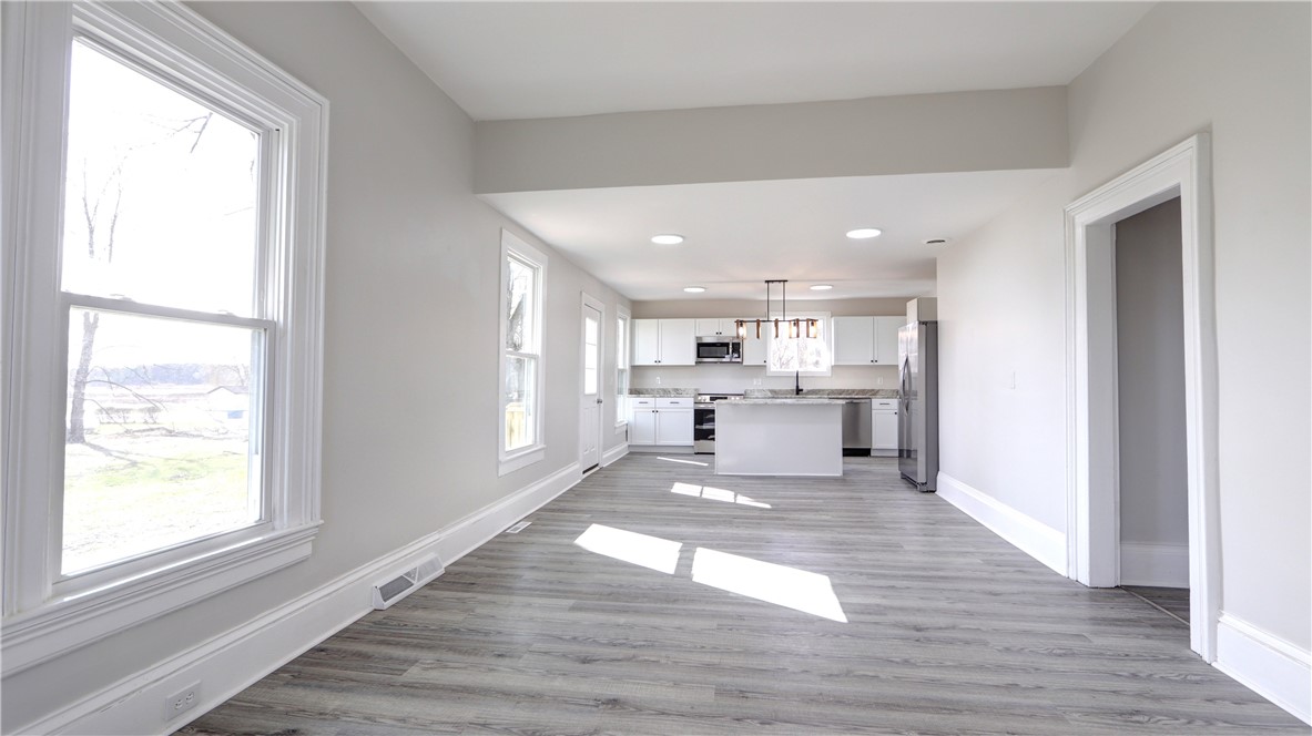 1062 Highway 96 Waterloo, NY 13165 - Photo 7 of 44