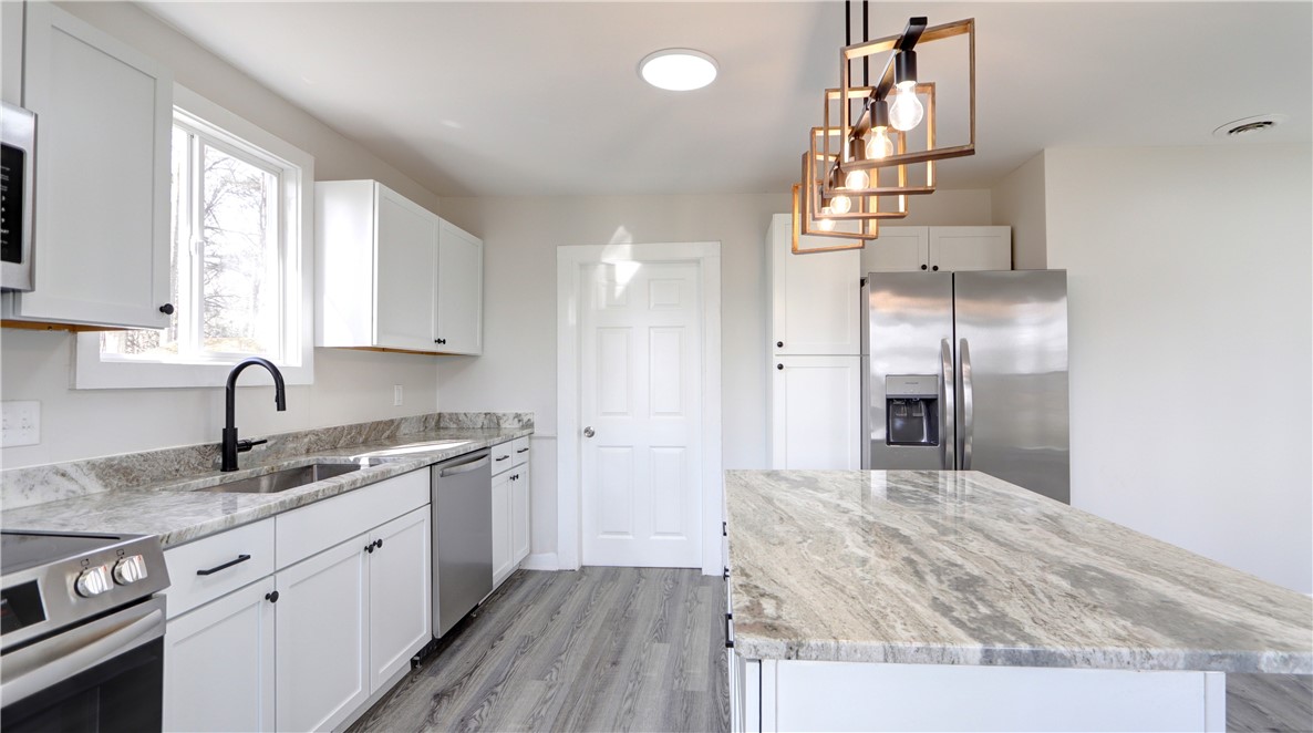 1062 Highway 96 Waterloo, NY 13165 - Photo 9 of 44