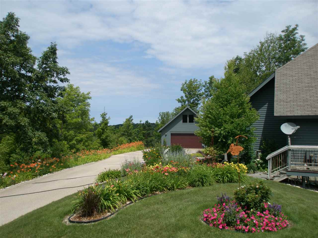 2000 East Narlock Road Cedar, MI 49621 - Photo 2 of 77 1813144-1.JPG