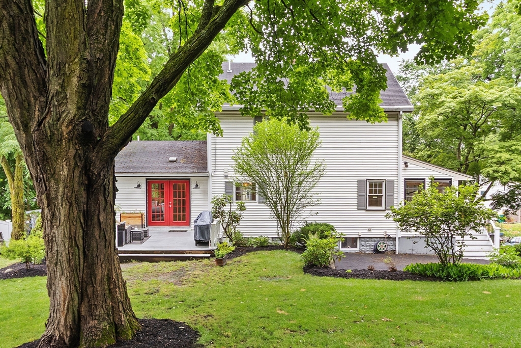 7 Intervale Street Woburn, MA 01801 - Photo 8 of 34