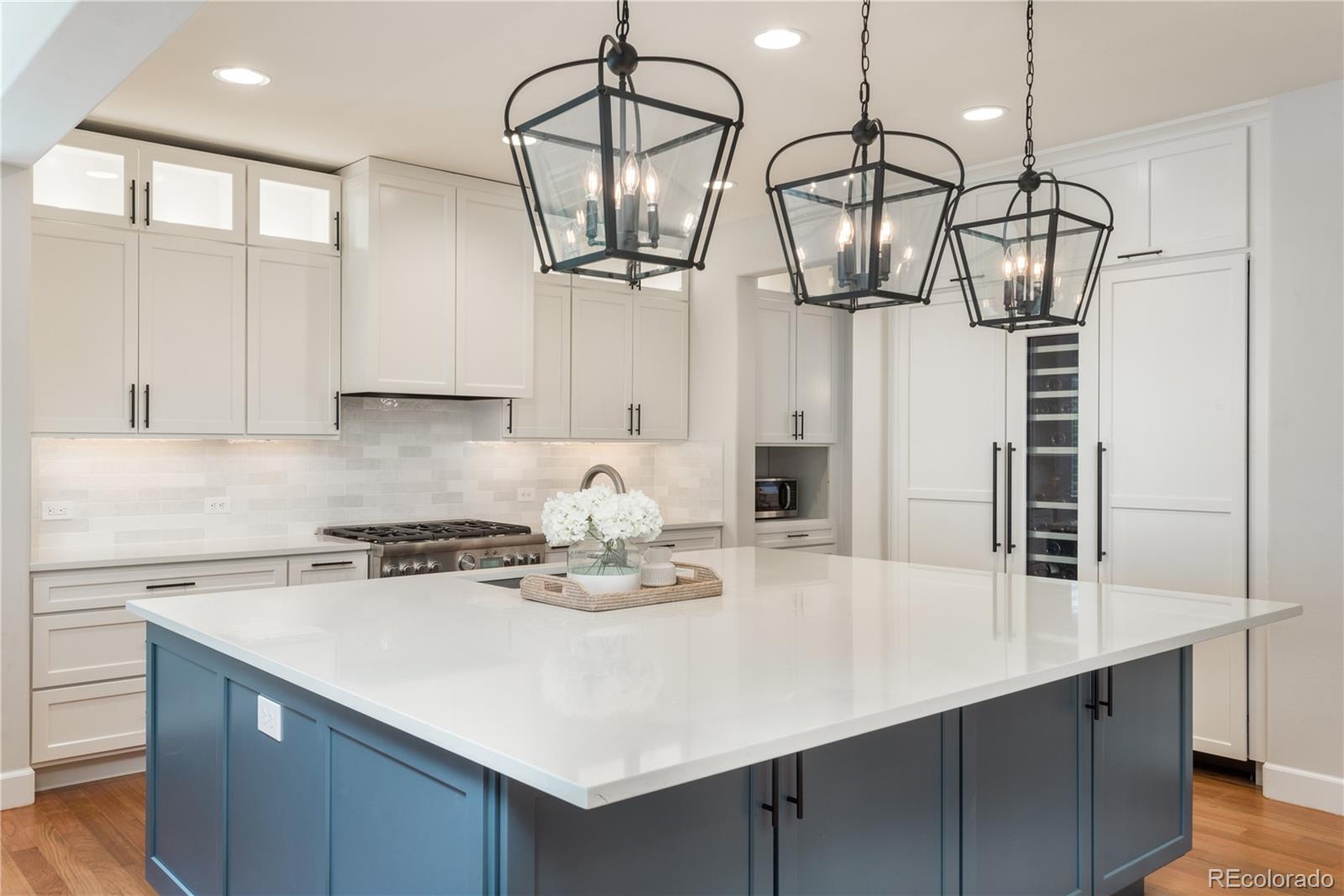 425 Maplehurst Drive Highlands Ranch, CO 80126 - Photo 2 of 40 Gallery Image 2