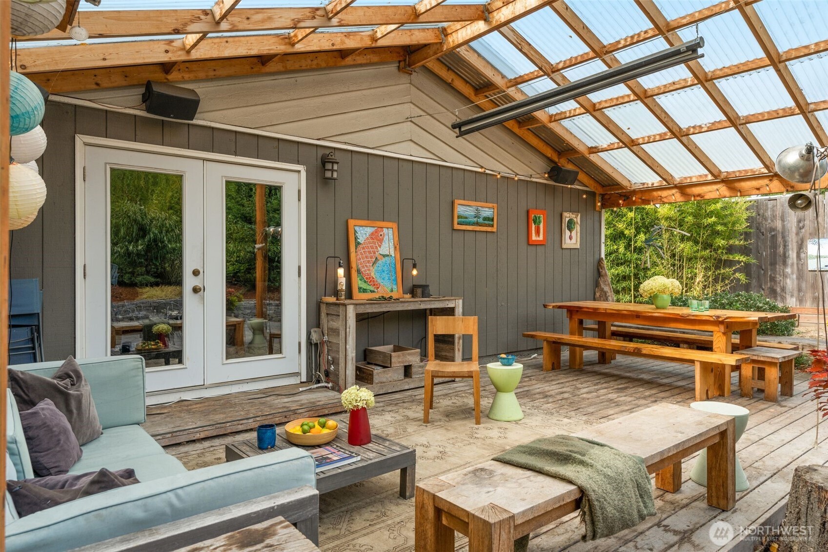 6528 23rd Avenue Southwest Seattle, WA 98106 - Photo 24 of 39 a outdoor living space with furniture and garden view