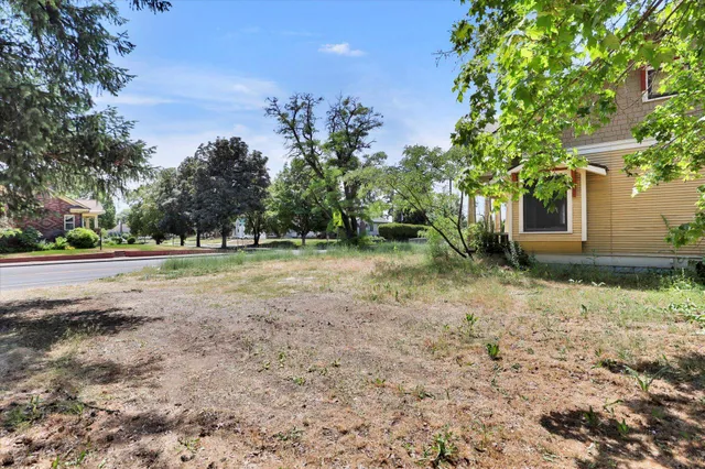 $245,000 | 206 West Buckeye Avenue, Unit 202 W BUCKEYE AVE, Spokane, WA 99205