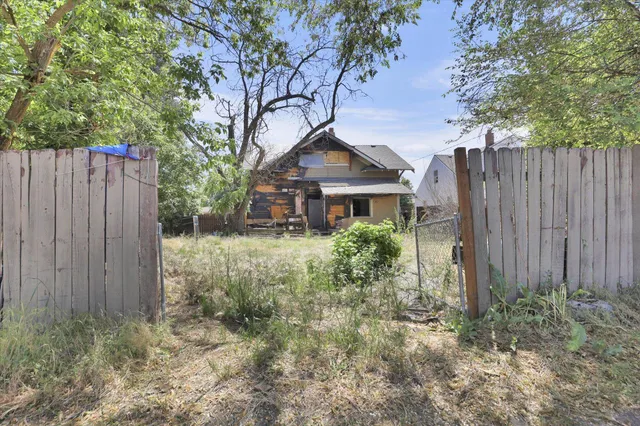 $245,000 | 206 West Buckeye Avenue, Unit 202 W BUCKEYE AVE, Spokane, WA 99205