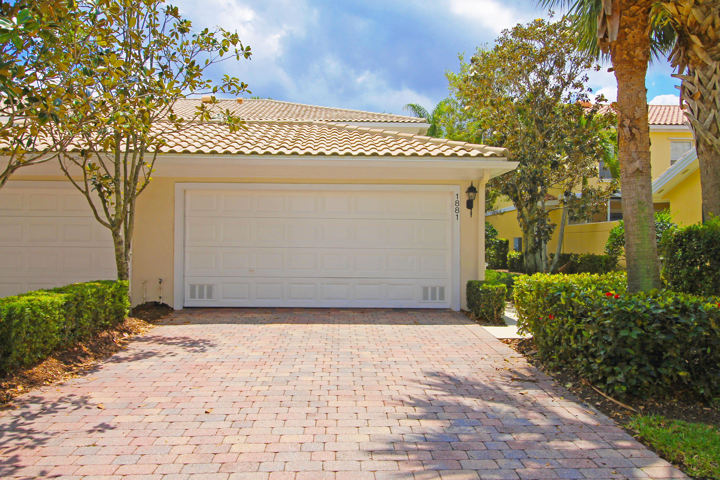 1881 Frederick Small Road Jupiter, FL 33458 - Photo 4 of 32 3