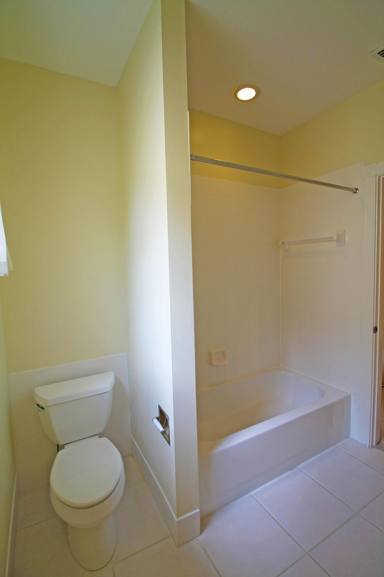 1881 Frederick Small Road Jupiter, FL 33458 - Photo 7 of 32 Bathroom3