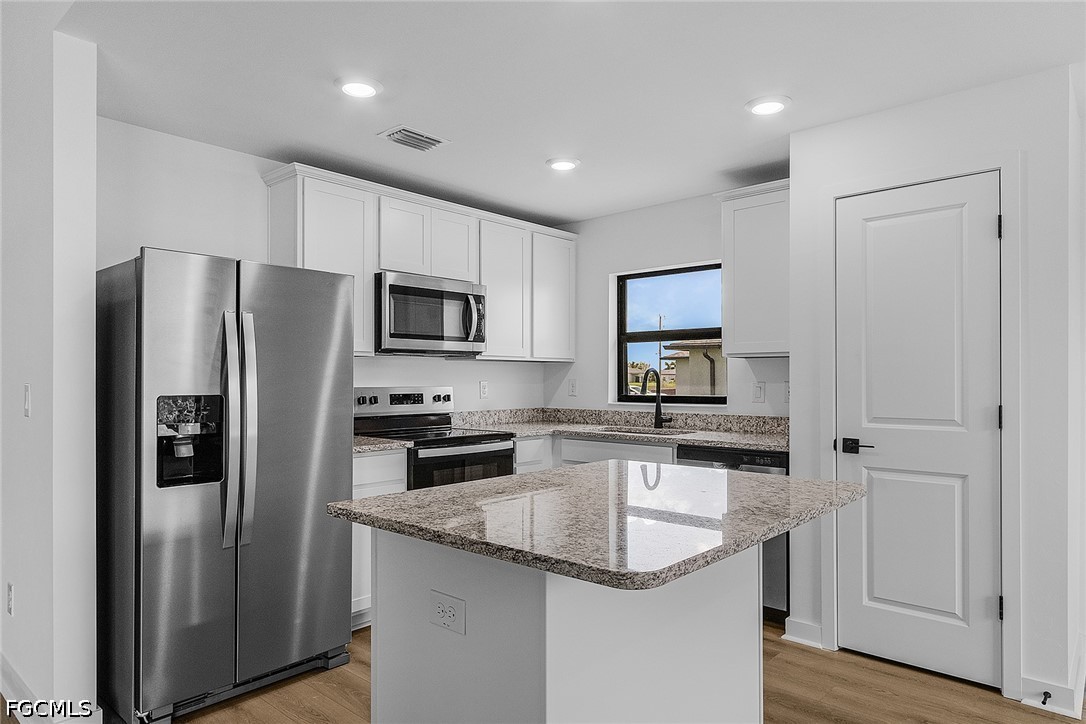 811 Rue Labeau Circle Fort Myers, FL 33913 - Photo 6 of 16