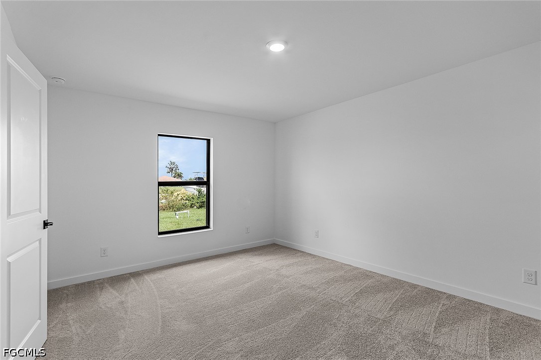 811 Rue Labeau Circle Fort Myers, FL 33913 - Photo 10 of 16