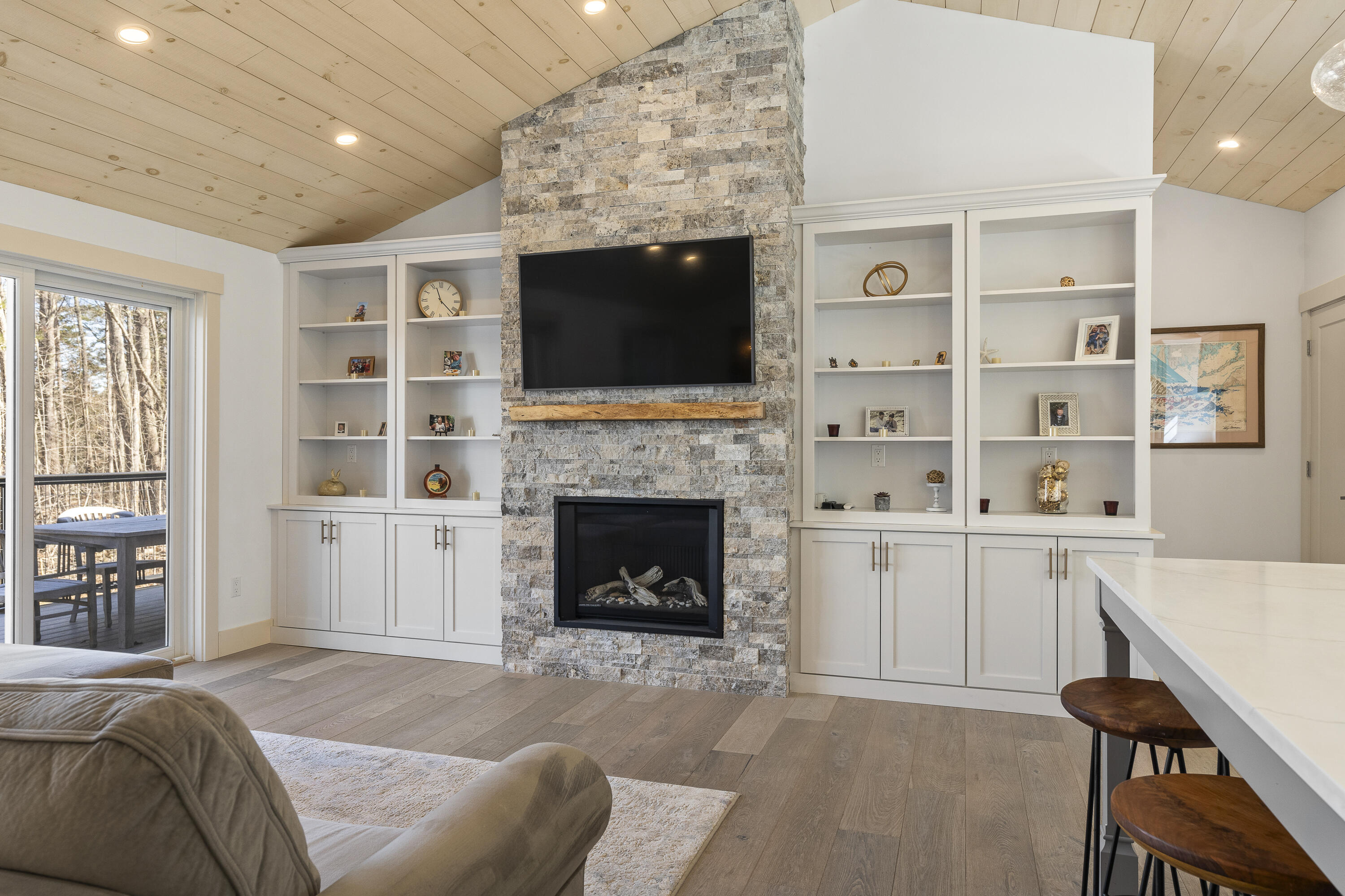 190 Harpswell Neck Road Harpswell, ME 04079 - Photo 45 of 110 Built in T.V.