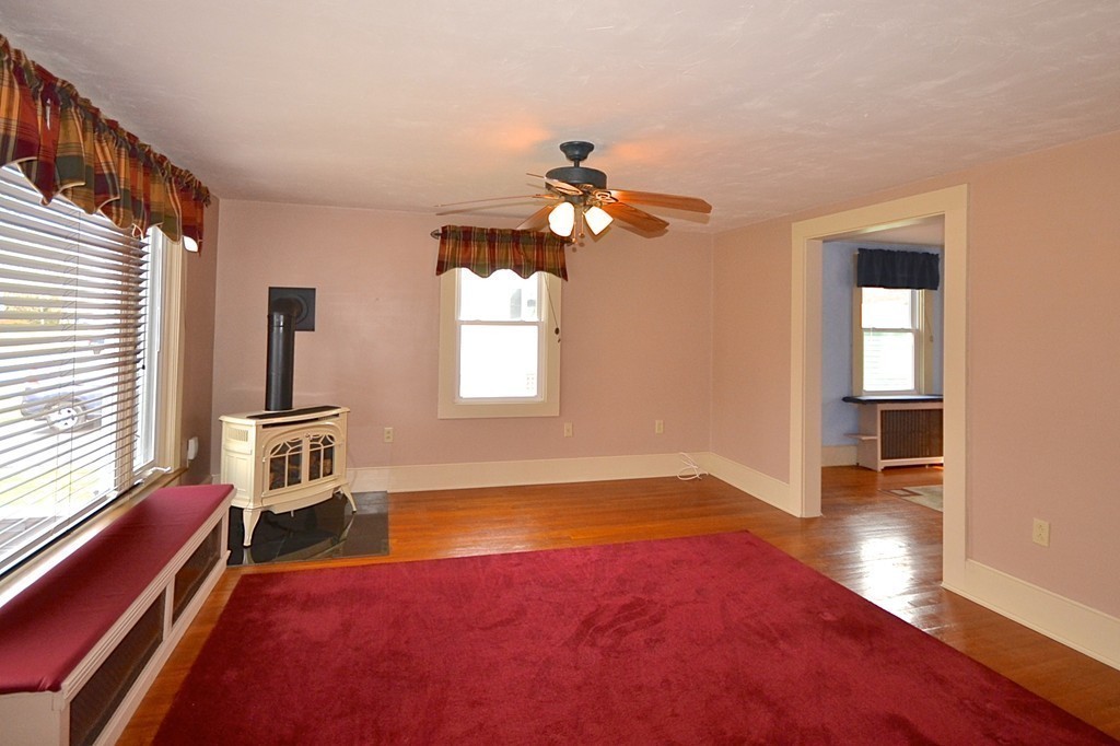 109 Howland Road Fairhaven, MA 02719 - Photo 7 of 16