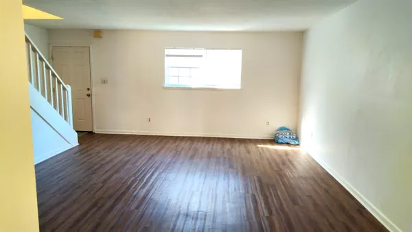 $136,000 | 1520 Pullen Road, Unit 12, Tallahassee, FL 32303