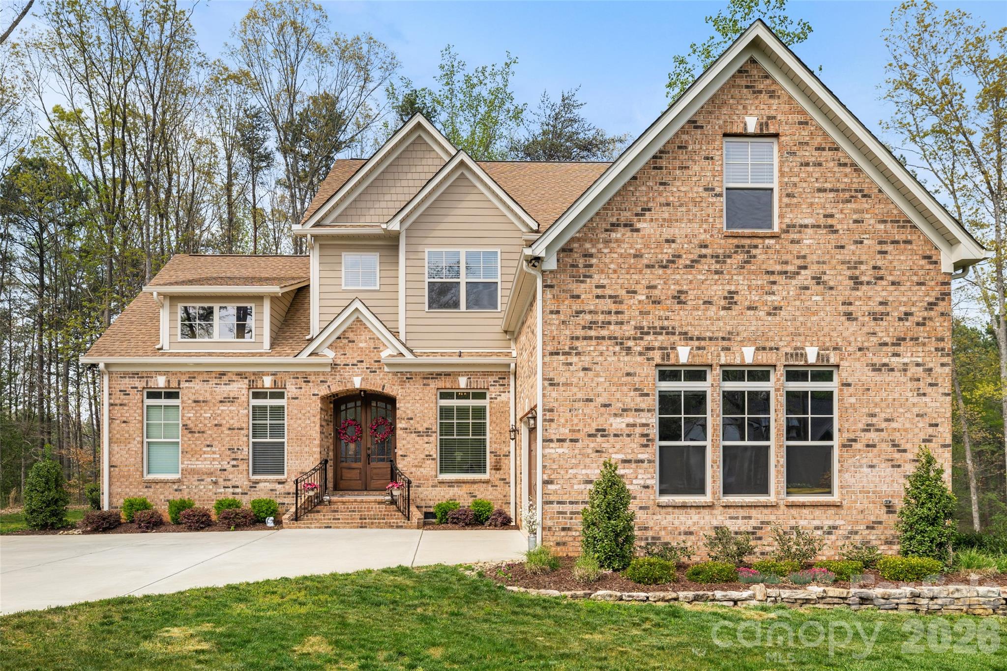 832 Bellegray Road Clover, SC 29710 - Photo 2 of 47 Gallery Image 2