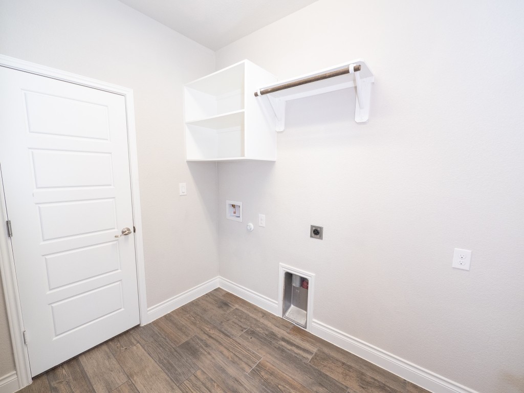 2001 Limestone Lake Drive Georgetown, TX 78633 - Photo 35 of 40 a view of an empty room