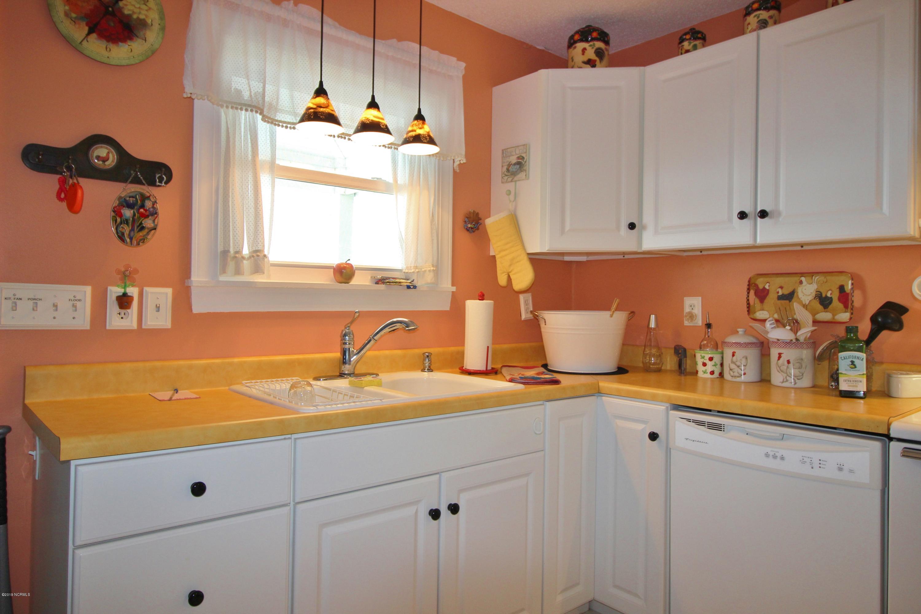 2327 Upper Neck Road Bayboro, NC 28515 - Photo 8 of 41 IMG_3456
