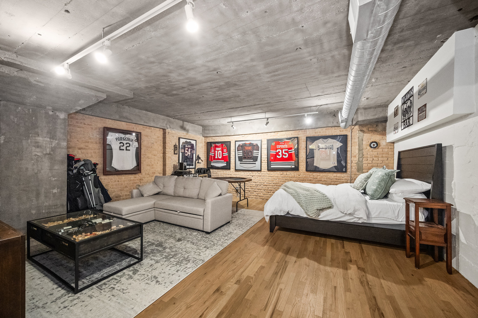17 North Loomis Street, Unit 1J Chicago, IL 60607 - Photo 20 of 29