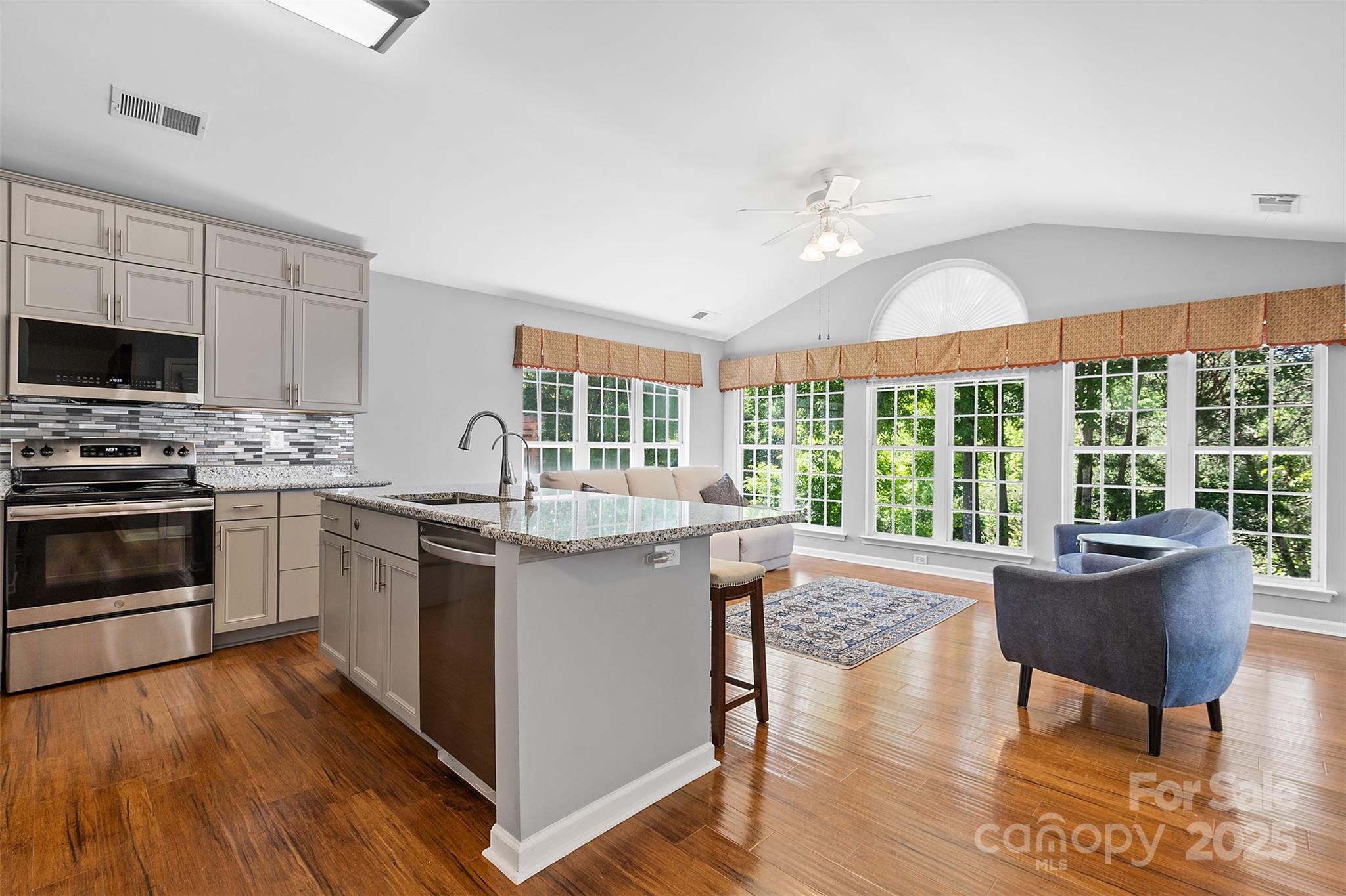 3744 Leela Palace Way Fort Mill, SC 29708 - Photo 10 of 32 Gallery Image 10