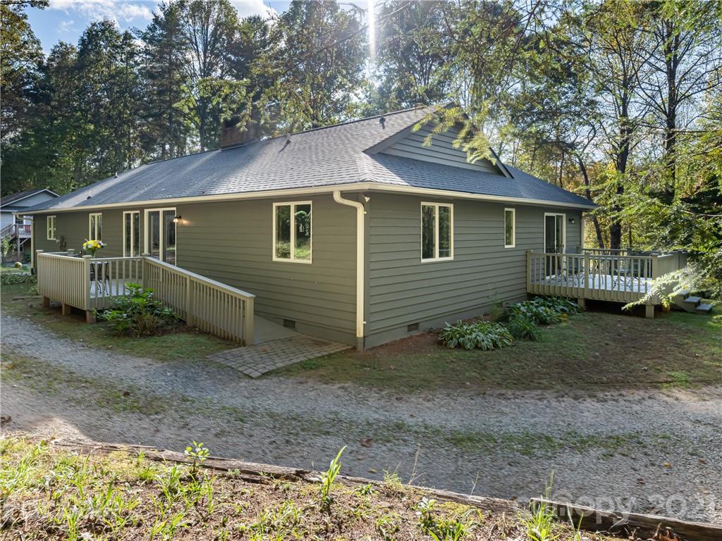 716 Island Ford Road Brevard, NC 28712 - Photo 28 of 48 Gallery Image 28
