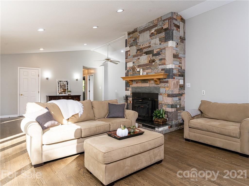 716 Island Ford Road Brevard, NC 28712 - Photo 5 of 48 Gallery Image 5