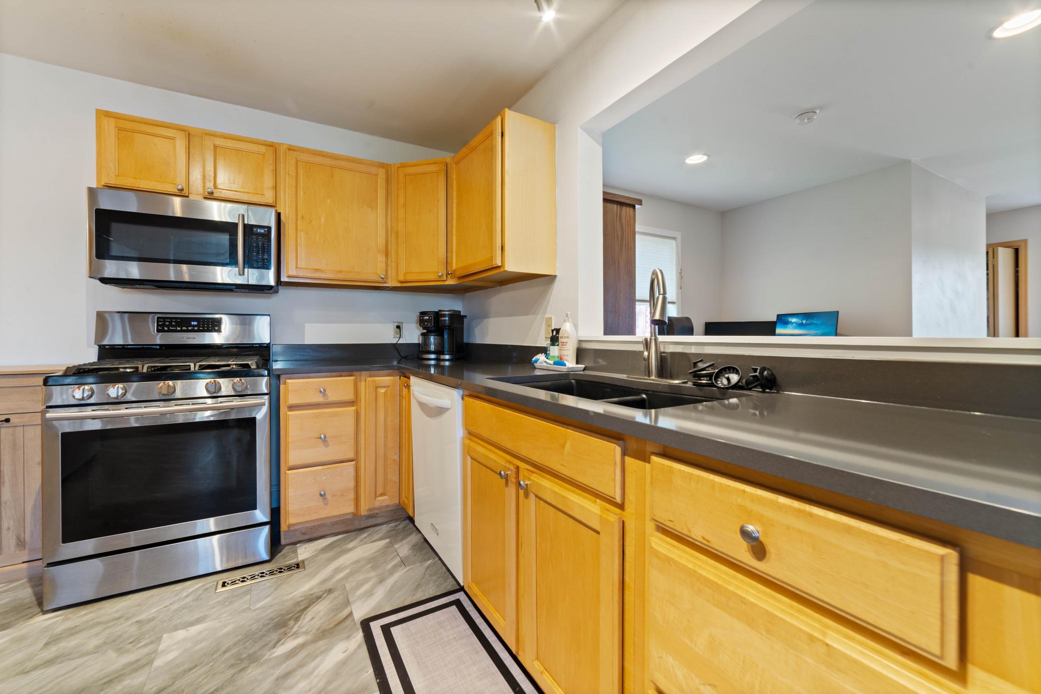 4073 Reinke Road Duluth, MN 55811 - Photo 7 of 29 Gallery Image 7