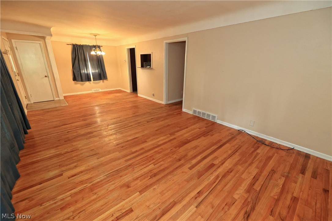 31679 Densmore Road Willowick, OH 44095 - Photo 3 of 24