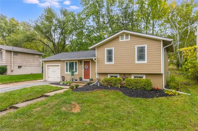 $260,000 | 7109 Northwest 75th Street, Kansas City, MO 64152