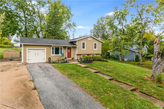 $260,000 | 7109 Northwest 75th Street, Kansas City, MO 64152