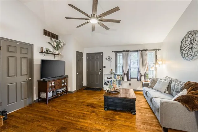 $260,000 | 7109 Northwest 75th Street, Kansas City, MO 64152