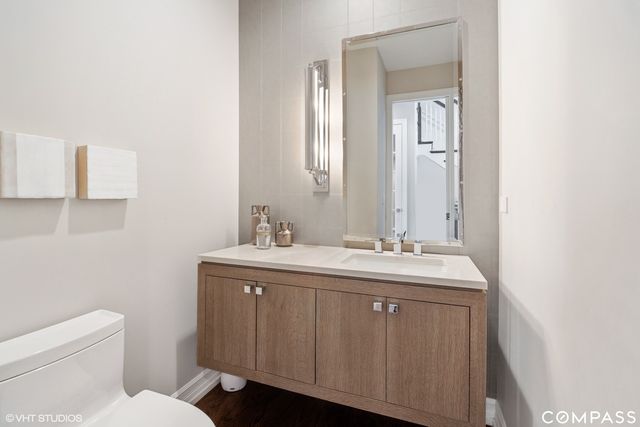 $2,099,000 | 808 Solar Lane, Glenview, IL 60025