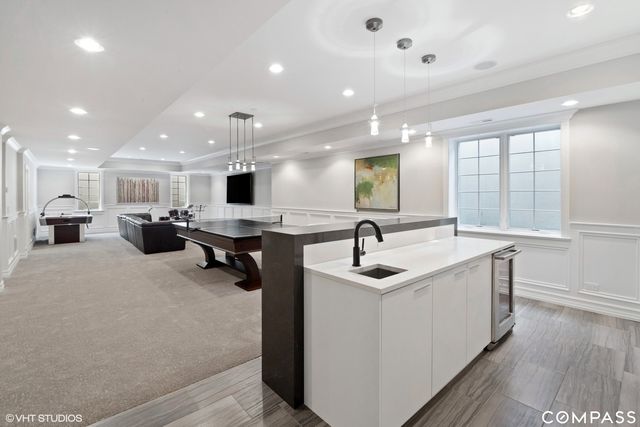 $2,099,000 | 808 Solar Lane, Glenview, IL 60025