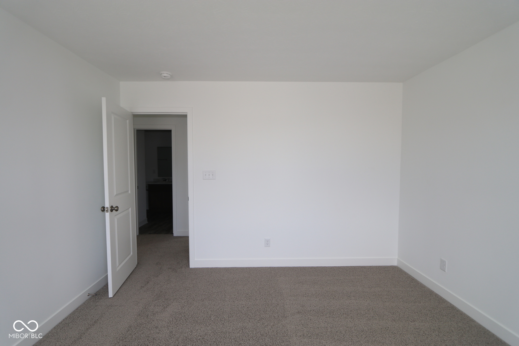 3945 Highcrest Road Indianapolis, IN 46239 - Photo 15 of 17 Gallery Image 15