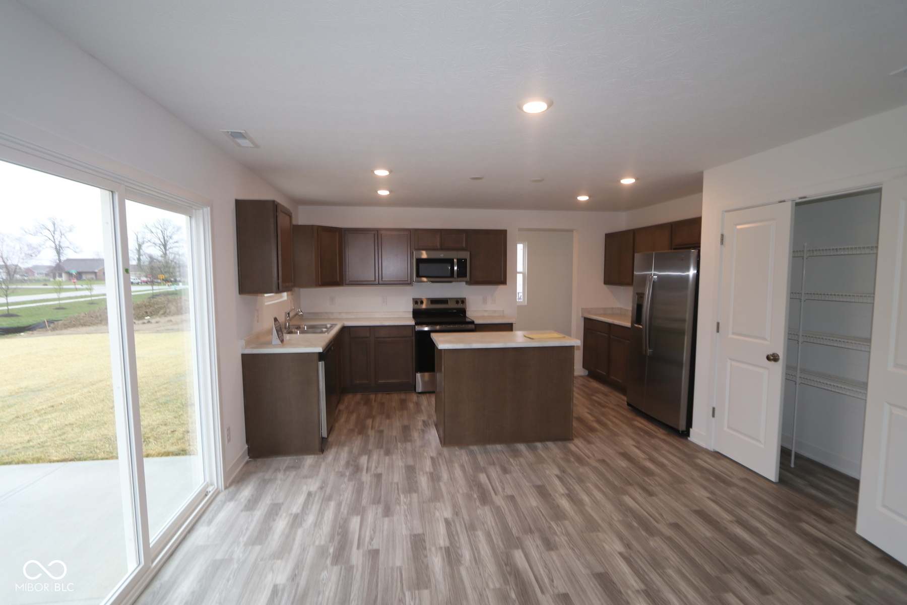 3945 Highcrest Road Indianapolis, IN 46239 - Photo 5 of 17 Gallery Image 5