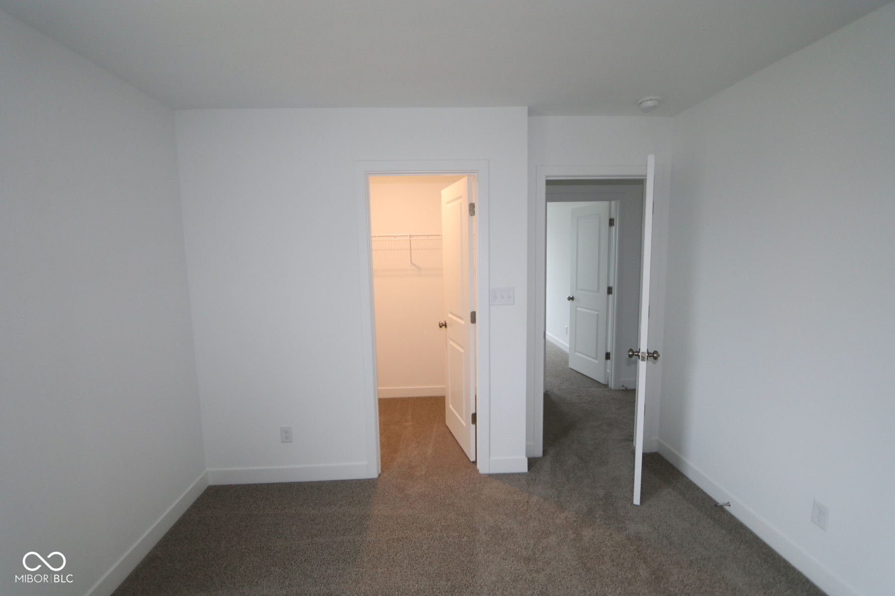 3945 Highcrest Road Indianapolis, IN 46239 - Photo 8 of 17 Gallery Image 8